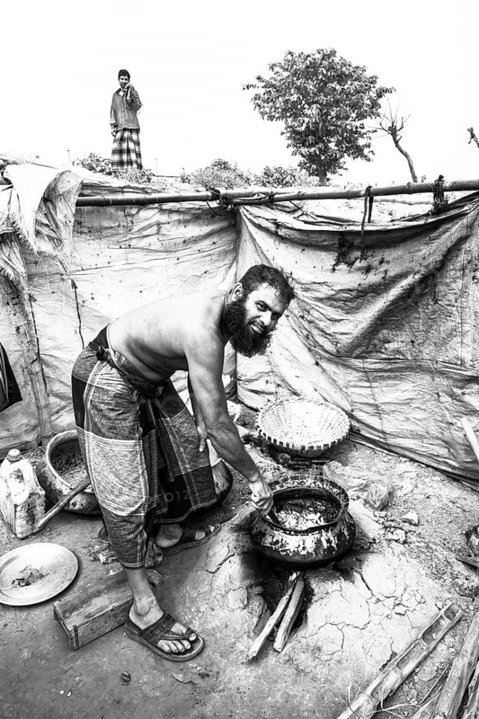 Workers cooking, Monochrom, Dhaka, Bangladesh