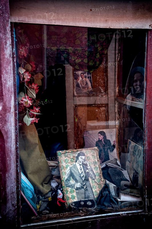 Shop window with fashion, dilapidated, historical, culture, shirt, suit, shop, shopping, shop, shopping, menswear, old, vintage, Marrakech, Morocco