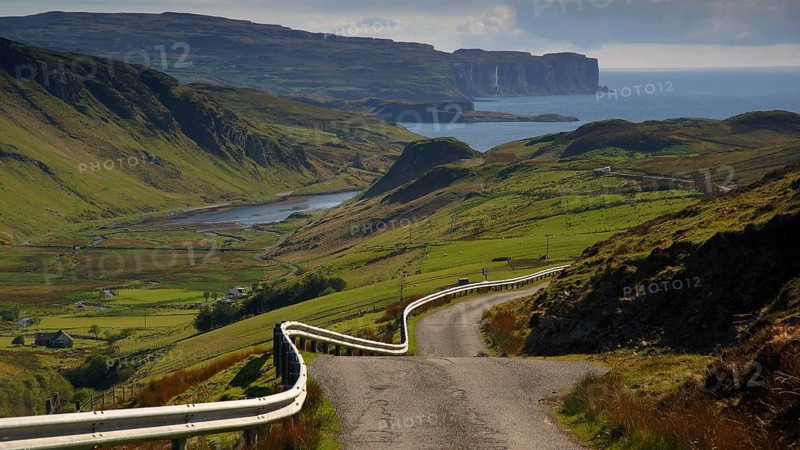 Europe, Scotland, England, Isle of Skye, Tyopian Road