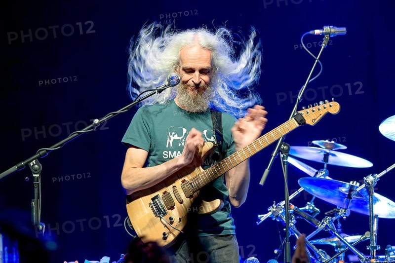 Guthrie Govan, GB, Guitarist, Aristocrats, Rock/Fusion Band (GB, USA, D), Tour 2026, live, 11.04.2026, Columbia Theatre, Berlin, Germany < english> The Aristocrats, Rock/Fusion Band, Tour 2026, live, April 11th, 2026, Columbia Theatre, Berlin, Germany