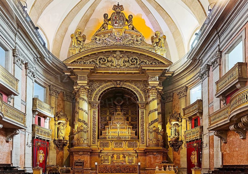 Igreja da Santíssima Trindade, Church of the Holy Trinity, its architect Carlos Amarante is also buried in the church, Porto, Portugal