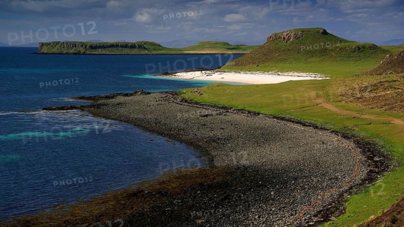 Europe, Scotland, England, Isle of Skye, coral beach, Atlantic