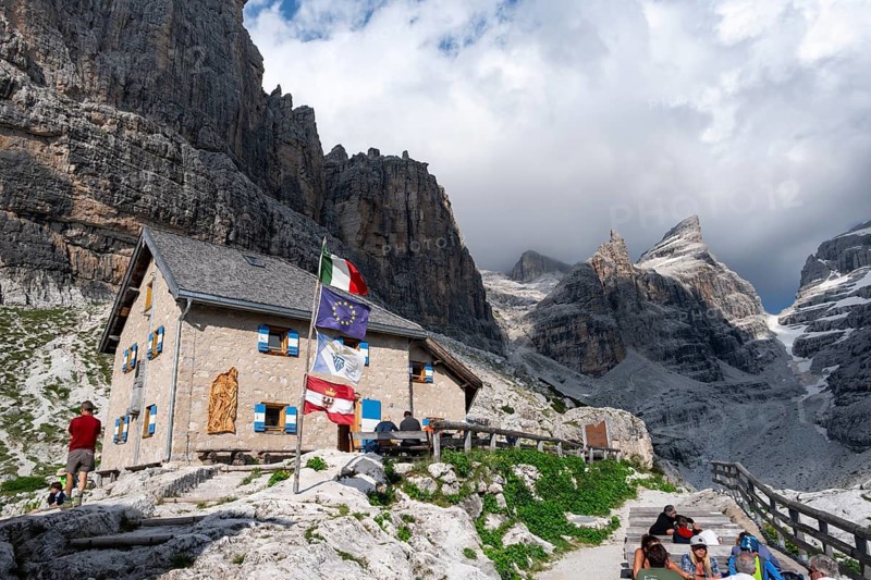 Alpine Club Hut, Refugio Francis Fox Tuckett, mountain peaks of the Brenta Mountains, Brenta-Adamello Natural Park, Trentino, Italy