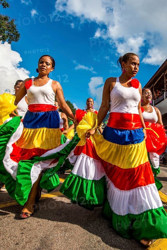 Straßenparade beim internationalen Karneval auf den Seychellen in Victoria, Mahe, Republik Seychellen, Indischer Ozean