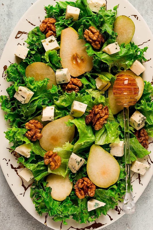 Keto Salad, pear with blue cheese and walnut, selective focus, no people, close-up