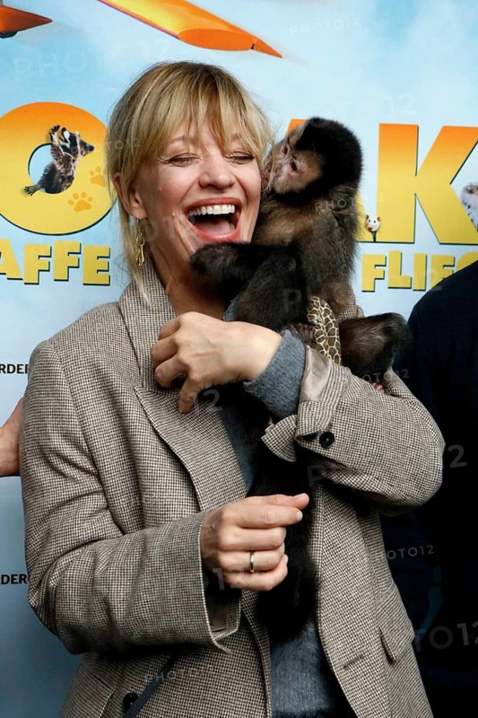 Heike Makatsch at the Berlin premiere of AKIKO - DER FLIEGENDE AFFE at the Filmtheater am Friedrichshain in Berlin on 25 May 2025