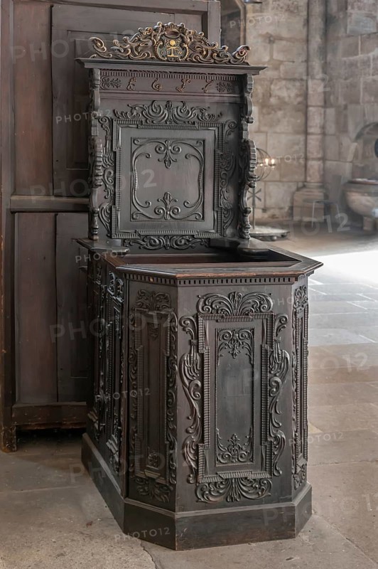 Craftsman's chair or alms chair from 1617, Sebaldus Church, Nuremberg, Middle Franconia, Bavaria, Germany