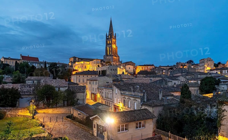 View of old town of Saint-Emilion by night, France