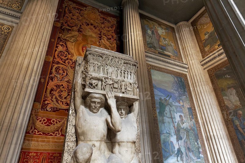 Two kneeling atlas figures, giants, in the Pantheon, monument to the forgotten artists, National Hall of Fame, Latin Quarter, Paris, France