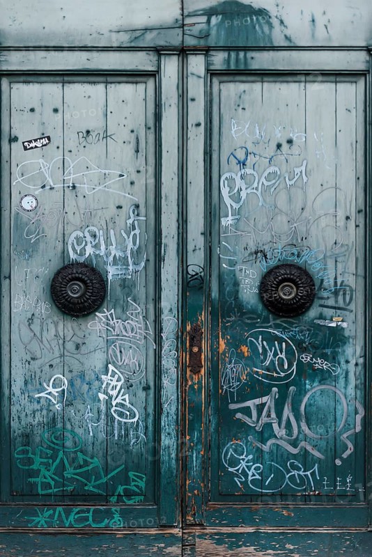 Old wooden door with graffiti, texture, door, painted, doodle