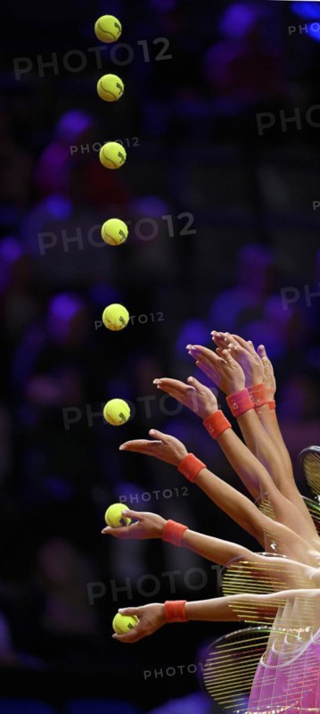 Feature, close-up, multishot, multiple exposure, motion effect, Veronika Kudermetova (RUS) action, serve, tennis, Porsche Cup 2024, Porsche Arena, Stuttgart, Baden-Württemberg, Germany