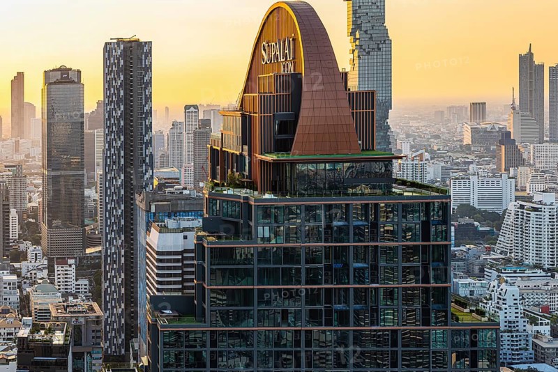 Over the rooftops of Bangkok, sunset, view from the Moon Bar on the roof terrace of the Banyan Tree Hotel, Sathon, Bangkok, Thailand's metropolis, Thailand