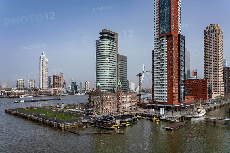 Kop van Zuid, Wilhelminapier, skyscrapers on the Nieuwe Maas, skyline of the city center, Holland Amerikaplein, Hotel New York, Watertaxi Station, Rotterdam, Netherlands
