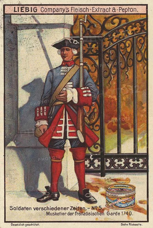 Picture series Soldiers of different times, musketeer around 1470, guard from France, Liebig picture, digitally restored reproduction of a collector's picture from around 1900, public domain, exact date unknown, A musketeer in French uniform from 1740 stands in front of an ornate Tor tor