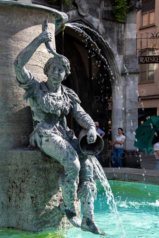 Fish fountain on Marienplatz, Munich, Bavaria, Germany