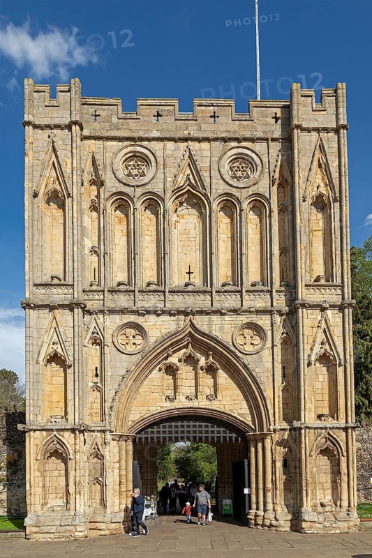 Abbey Gate, St Edmund's Abbey, Bury St Edmunds, West Suffolk, England, Great Britain