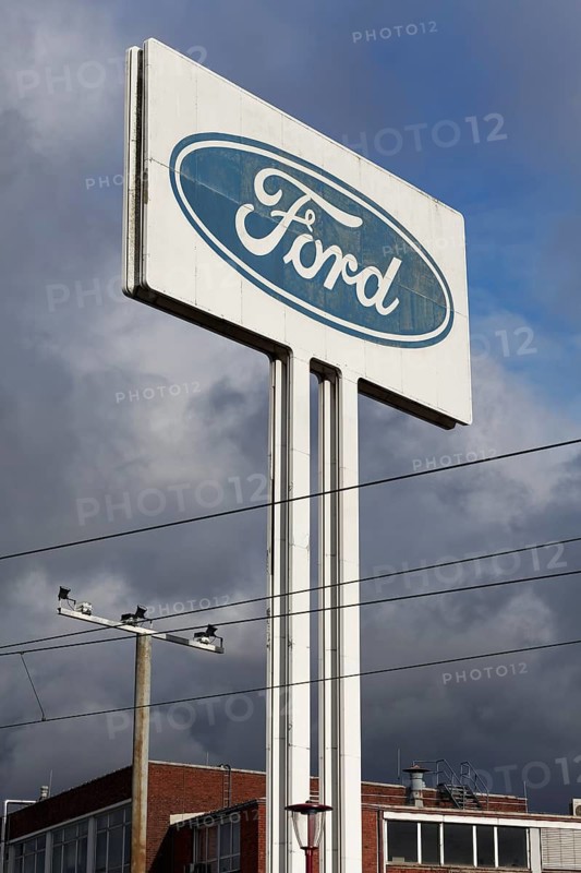 Pylon with Ford logo, Fordwerke Süd, Ford Werke Gmbh, Cologne-Niehl, North Rhine-Westphalia, Germany