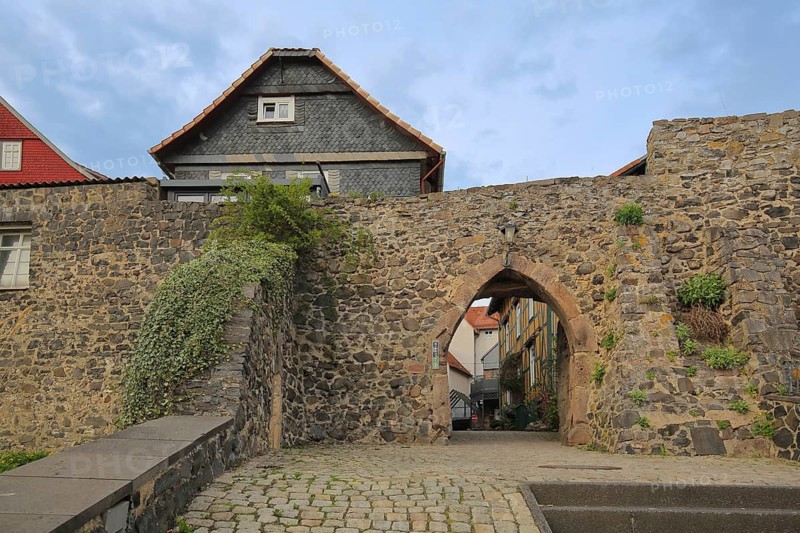 Former city fortification and city wall with archway, Neues Tor, Homberg-Efze, Hesse, Germany