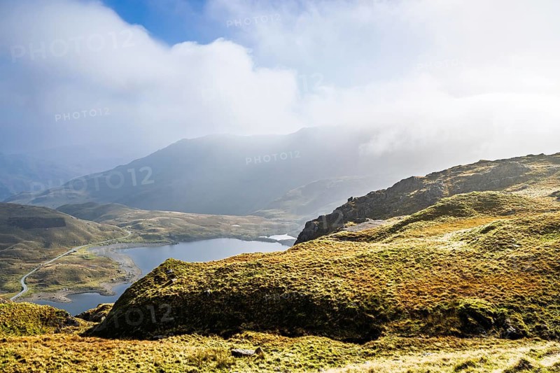 Pyg Track over Llyn Llydaw lake, Pen-y-Pass, mountain pass, Snowdonia, Gwynedd, north-west Wales, UK
