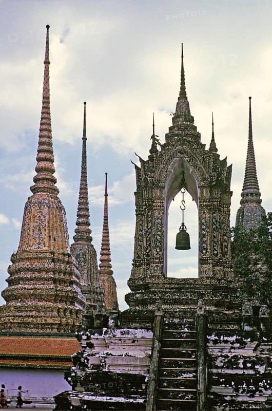 Dekorierte Stupas im buddhistischen Tempel Wat Pho, Bangkok, Thailand, Asien, 1964