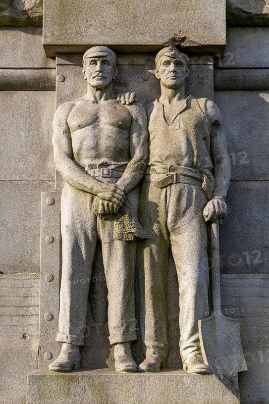 Detail Memorial in Honour of All Heroes the Marine Engine Room, Liverpool, Merseyside, England, UK 1916 by Sir William Goscombe John