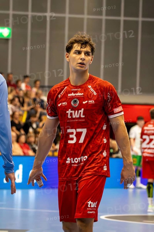 06.09.2024, 2nd HBL (German Handball League), Matchday 1: Eulen Ludwigshafen against GWD Minden. Picture: Finn Leun (37, Ludwigshafen)