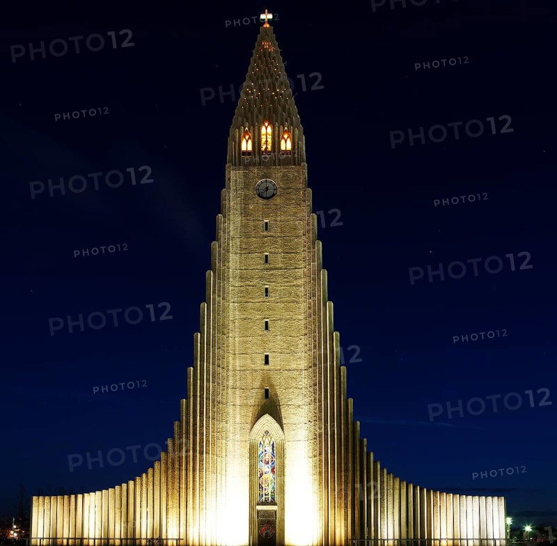 Iceland, Hallgrimm Church at night, Europe, Reykjavik
