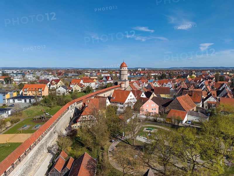 Aerial view of the historic old town of Nördlingen with the completely comprehensive and accessible city wall and the Löpsinger Tower, a historic city gate with city wall museum, Donau-Ries district, Nördlinger Ries, Bavaria, Germany