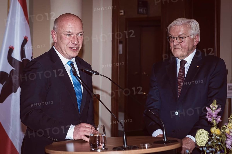 Kai Wegner, Governing Mayor of Berlin, gives a speech in front of a dinner in honor of the honorary citizen of Berlin, Federal President Frank-Walter Steinmeier, given by Kai Wegner, at Berlin's Red Town Hall on 28.01.2026