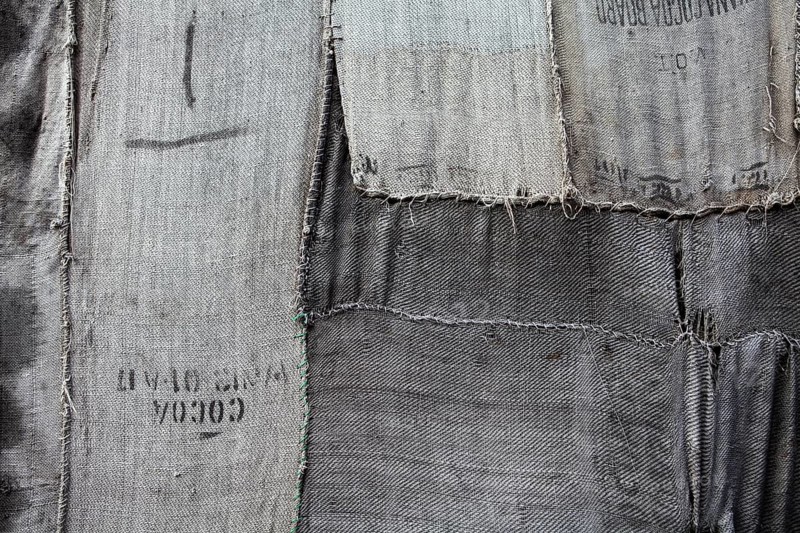 Torwache wrapped with old jute sacks, Check Point Sekondi Loco, by artist Ibrahim Mahama, documenta 14 exhibition, 2017, Kassel, Brüder-Grimm-Platz, Wilhelmshöher Allee, Germany