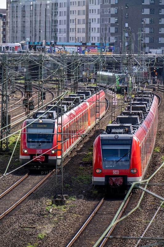 Railway line in Düsseldorf, S-Bahn trains on the tracks, North Rhine-Westphalia, Germany