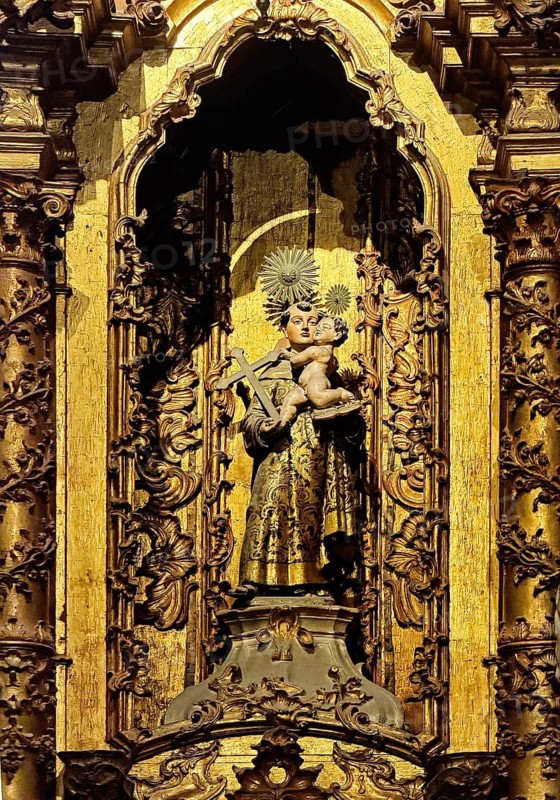 Sacred artwork, St. Anthony's Chapel, Rococo Talha Dourada, São Francisco Church, UNESCO World Heritage Site, Porto, Portugal