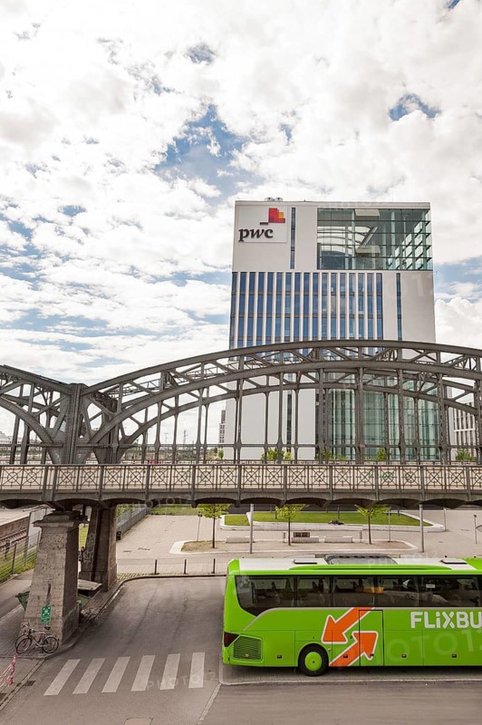 View of Hackerbrücke and PricewaterhouseCoopers pwc Wirtschaftsprüfungs- und Beratungsgesellschaft, Munich, Bavaria from ZOB Zentraler Omnibus Bahnhof
