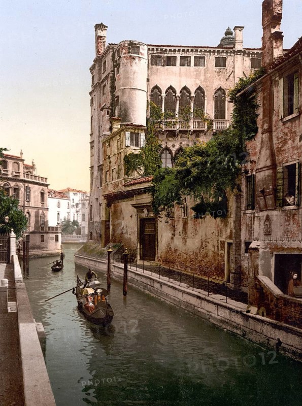 Rio San Trovaso and palace, Venice, Italy, Historic, digitally restored reproduction from a 19th century original, Record date not stated, Rio San Trovaso and palace, Venice, Italy, Historic, digitally restored reproduction from a 19th century original, Record date not stated