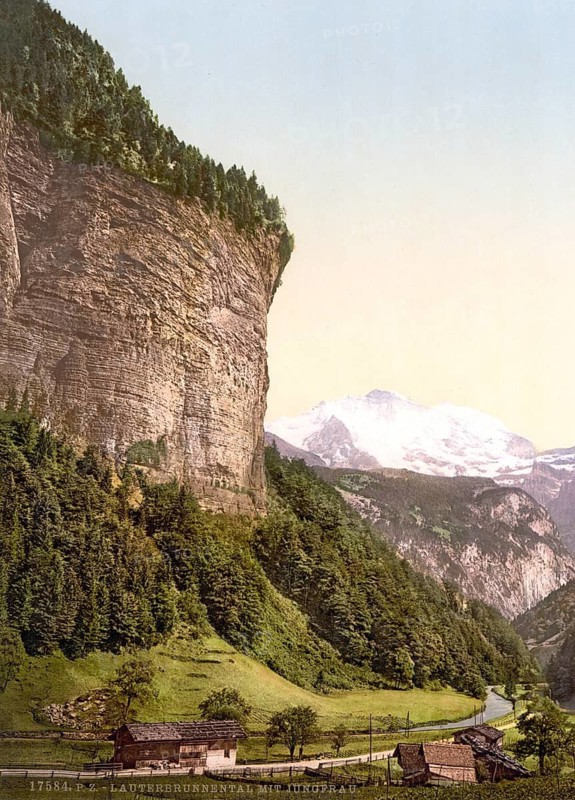 Lauterbrunnental und Jungfrau, Berner Oberland, Schweiz, Historische, digital restaurierte Reproduktion nach einem Original aus dem 19. Jahrhundert, Aufnahmedatum nicht angegeben