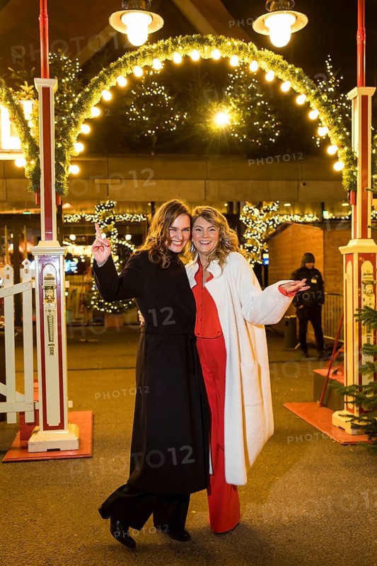 Josephin bush and Luise Bähr at the premiere of the 20th Original Roncalli Weihnachtscircus in Berlin's Tempodrom on 20 December 2024