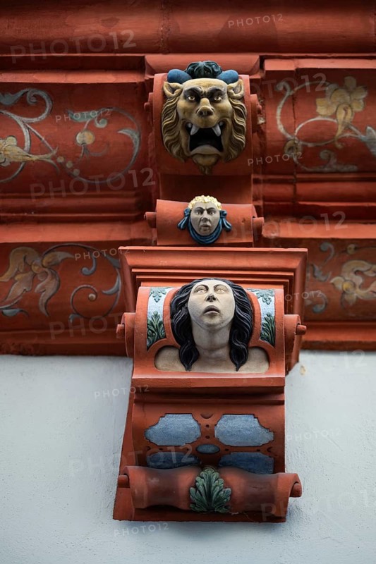 Floral motifs, Löwenkopf, Frauenkopf, Hof-Apotheke, Öhringen, Baden-Württemberg, Germany