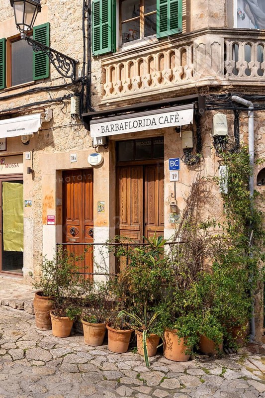 Beautiful house facades in the famous mountain village of Valdemossa, Majorca, Spain
