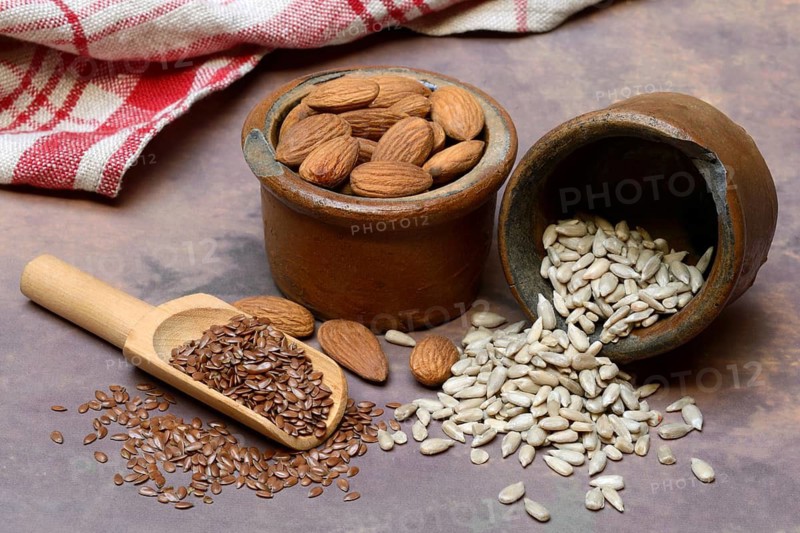Potty kernels, mix of almond seeds, sunflower seeds, linseeds and pumpkin seeds