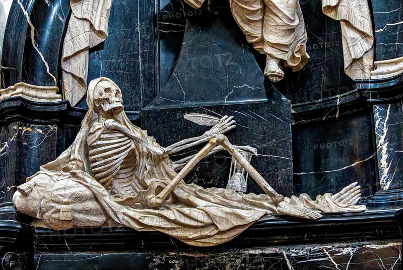 Interior photos in St. Salvator Cathedral in Fulda, officially High Cathedral in Fulda, center of the Fulda Baroque Quarter and landmark of the city, Fulda, Hesse, Germany