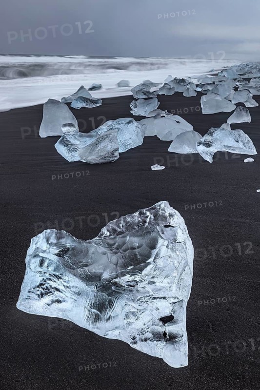 Ice floes, beach, sea, waves, cloudy, Diamond Beach, Breidamerkursandur, Jökulsarlon, Iceland