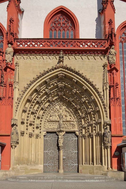Portal with tympanum and decorations of the Gothic Lady Chapel, Market Square, Würzburg, Lower Franconia, Franconia, Bavaria, Germany