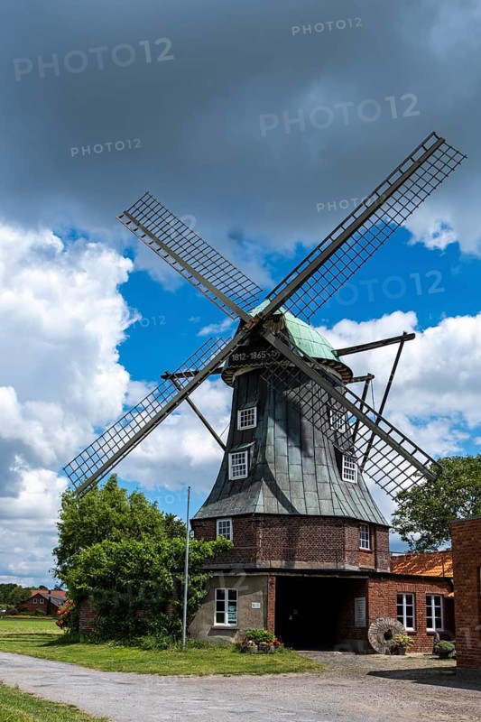 Menke Tower Windmill, Südlohn, Münsterland, North Rhine-Westphalia, Germany