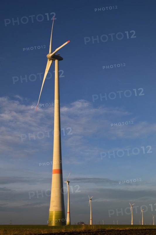 Wind turbines, wind farm, Bad Wünnenberg, Paderborn plateau, North Rhine-Westphalia, Germany