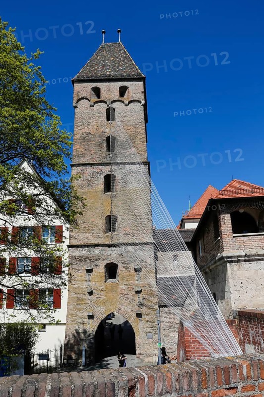 Metzgerturm with an installation by Johannes Pfeiffer, temporary art in public space, contemporary art, rope installation, wire ropes, blue sky, historical building, city gate of the medieval city fortification, Ulm, Baden-Württemberg, Germany