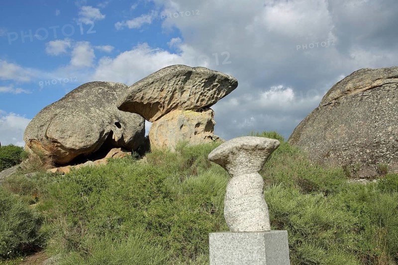 Rocky landscape with mushroom and duplicate, mushroom-shaped rock formation and stone sculpture, stonecarving, replica, duplicate, stony porcini mushroom, Los Barruecos, Malpartida de Caceres, Caceres, Extremadura, Spain