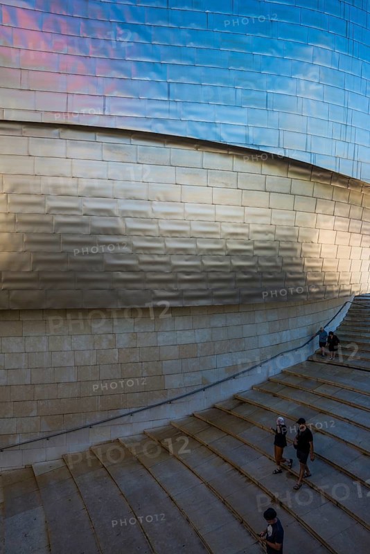 Guggenheim Museum Bilbao, architect Frank O. Gehry, Bilbao, Basque Country, Spain