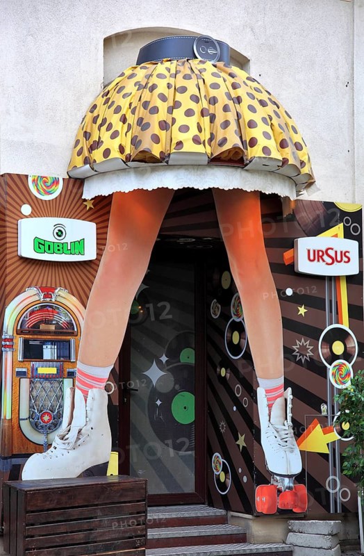 Bucharest, city centre, building, entrance area, to an amusement arcade, Romania