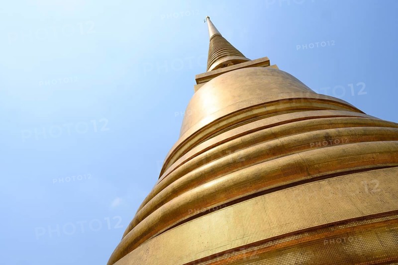 Bangkok, Thailand. February 20th 2025. The distinctive Buddhist architecture of the golden stupa or chedi of Wat Bowonniwetwiharn Ratchaworawiharn, an important Buddhist Temple, Bangkok, Thailand