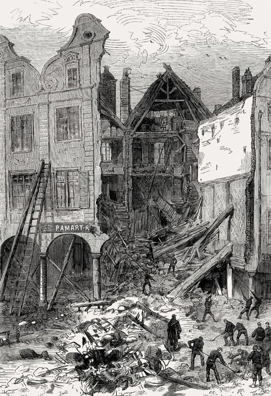 Demolition a historic house, Rue de la Taillerie, Arras, département du Pas-de-Calais, région Hauts-de-France